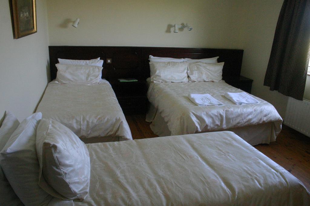 Portarra Lodge Guesthouse Moycullen Rom bilde